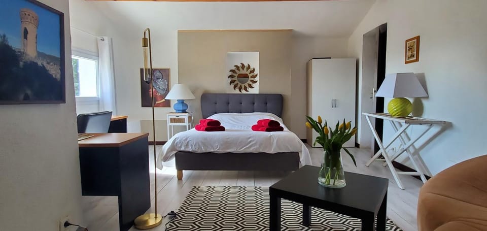 L'AMBROISINE Bed and Breakfast in Auvergne-Rhône-Alpes