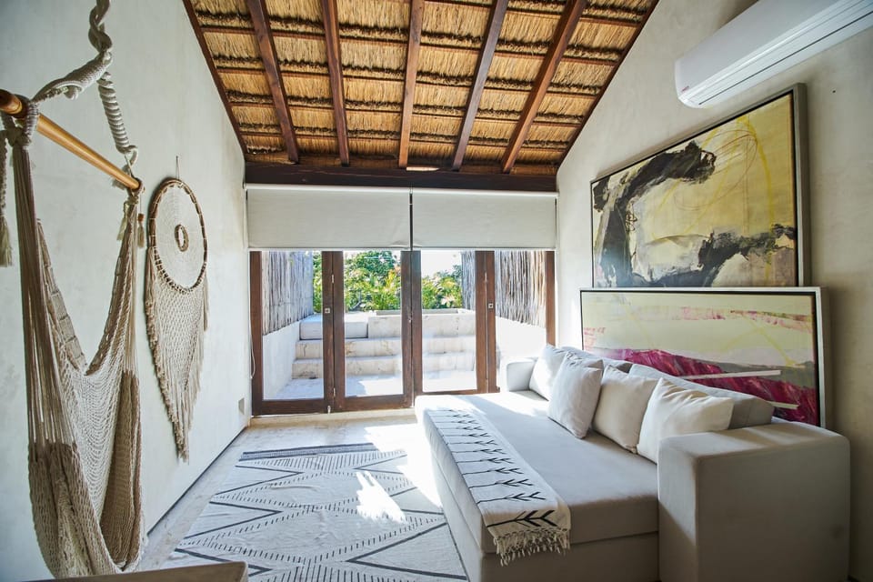 Bed, Living room, Seating area