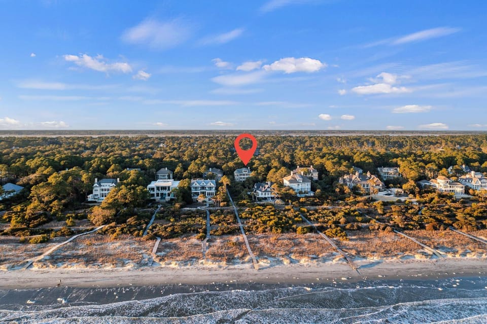 FW126: 126 Flyway Drive House in Kiawah Island