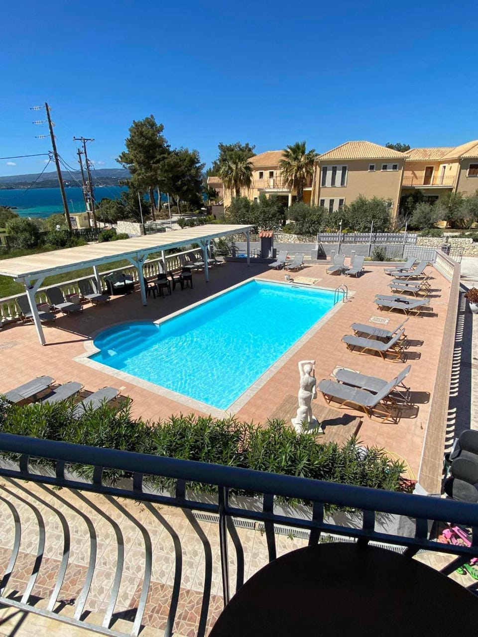 Pool view, Swimming pool