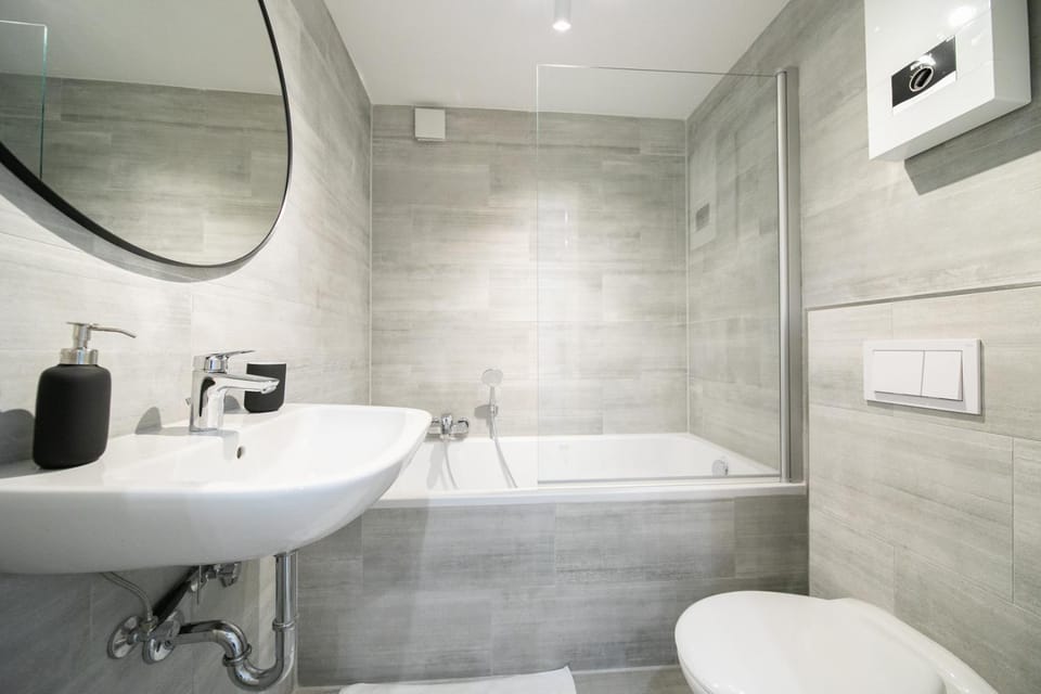 Toilet, Bathroom, Bath