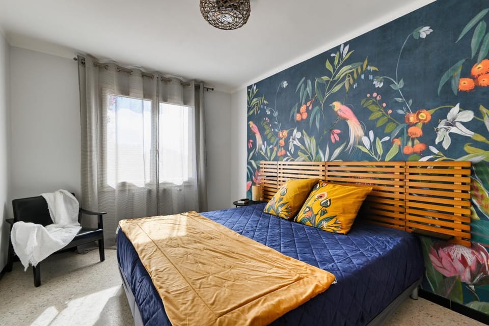 Bed, Bedroom