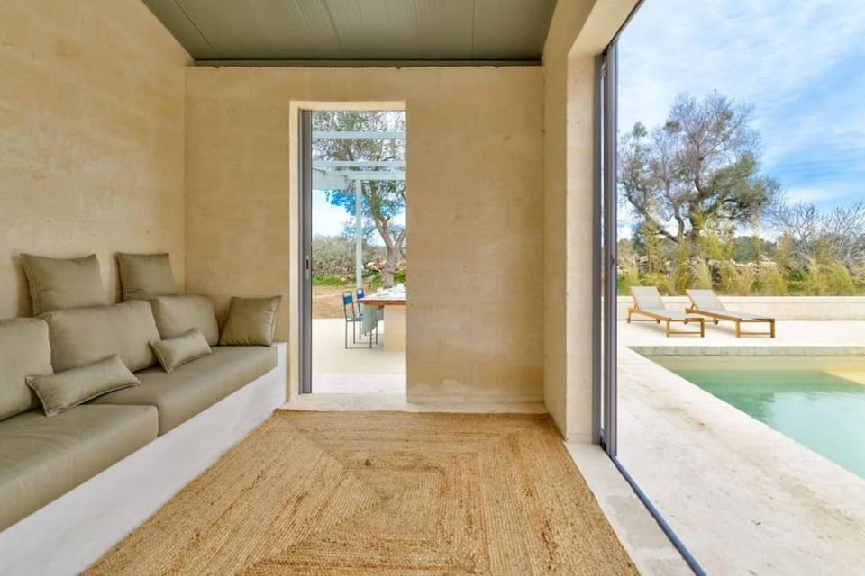 Day, Natural landscape, View (from property/room), Living room, Seating area, Pool view, Swimming pool, sunbed