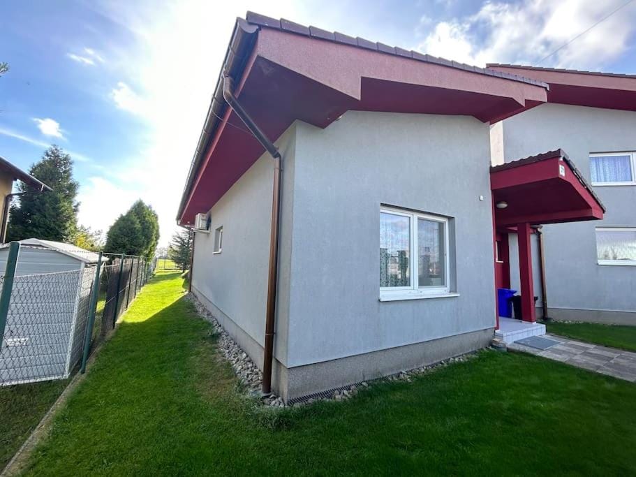Property building, Garden, Garden view