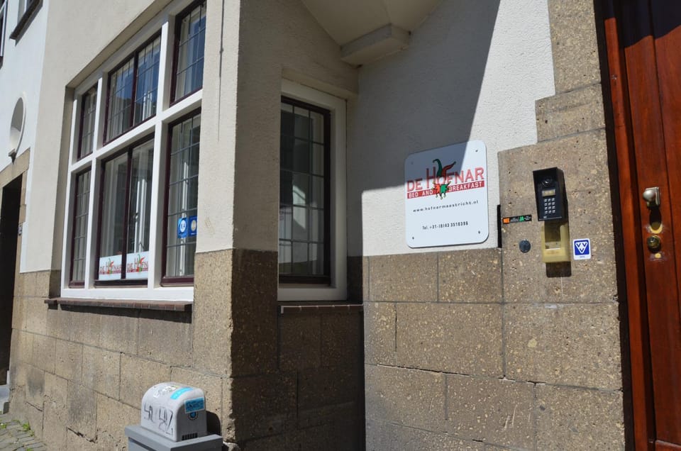 Facade/entrance, Property logo or sign