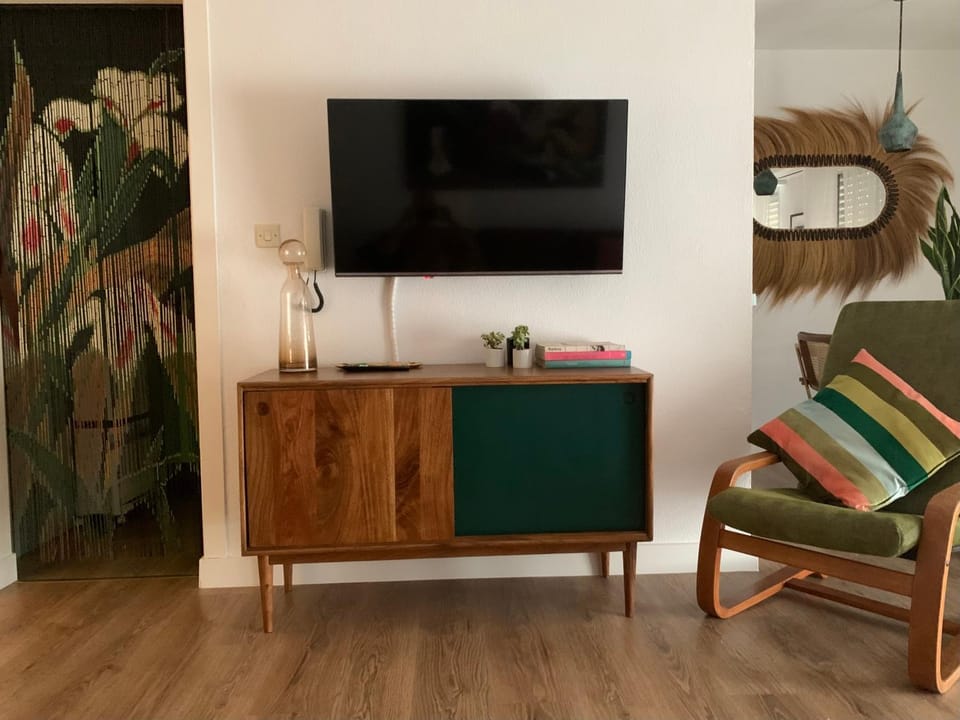 Lounge or bar