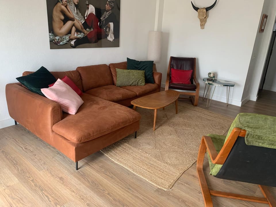 Communal lounge/ TV room, Living room