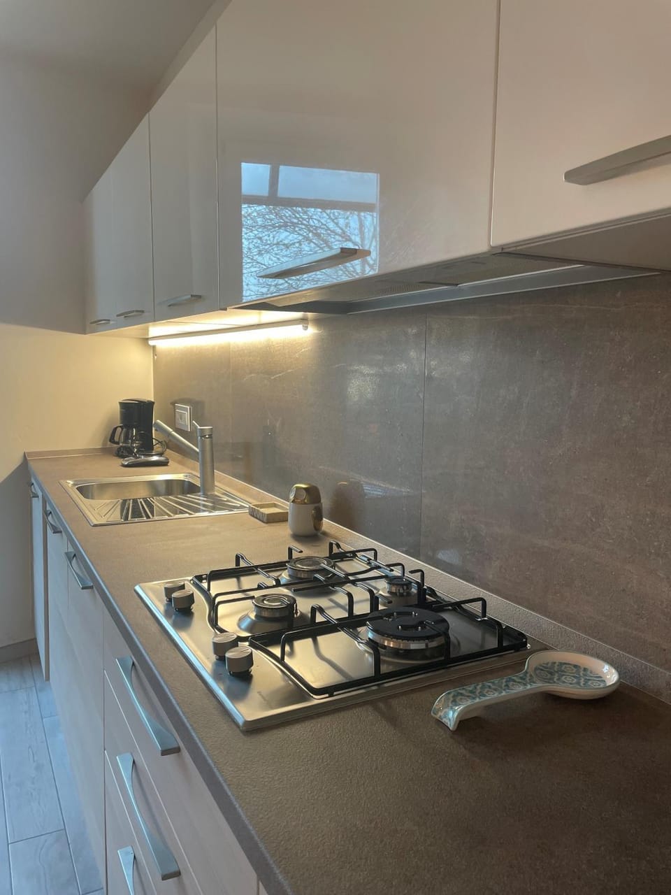 Kitchen or kitchenette, stove