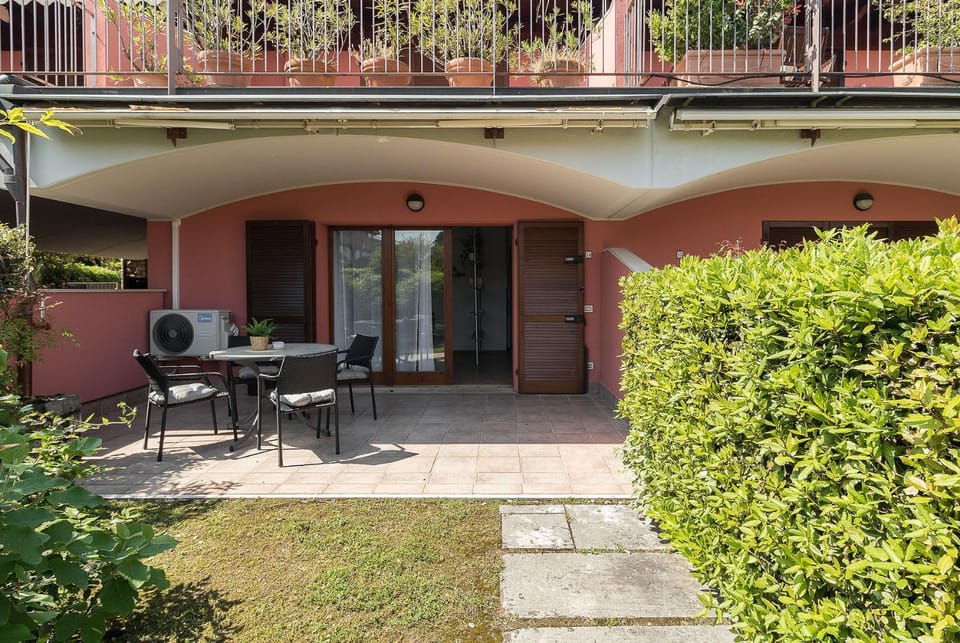 Patio, Garden, Garden view