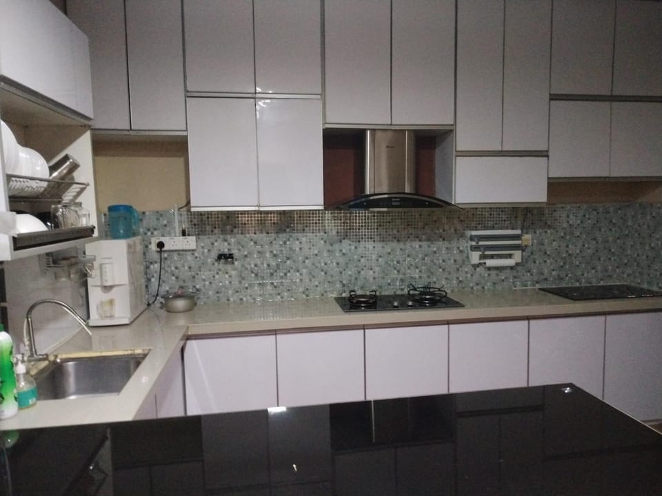 zam homestay kulim perdana hitech utk Msliim shj - free wifi and prime video House in Kedah