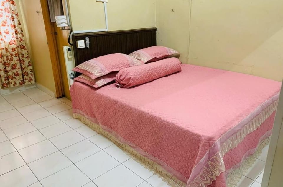 zam homestay kulim perdana hitech utk Msliim shj - free wifi and prime video House in Kedah