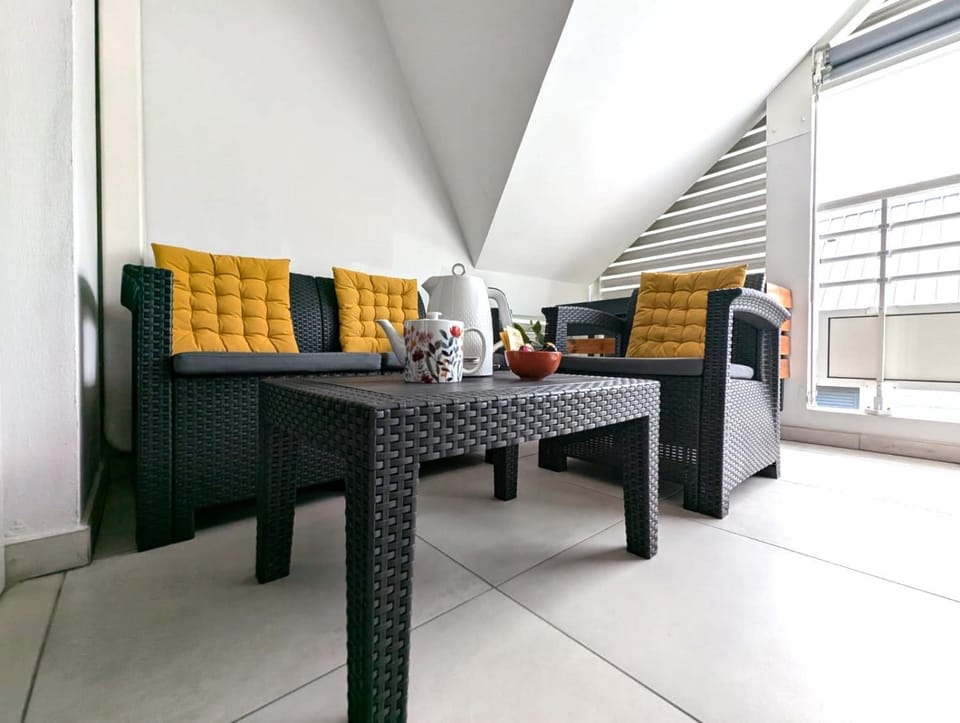 Balcony/Terrace, Living room, Seating area