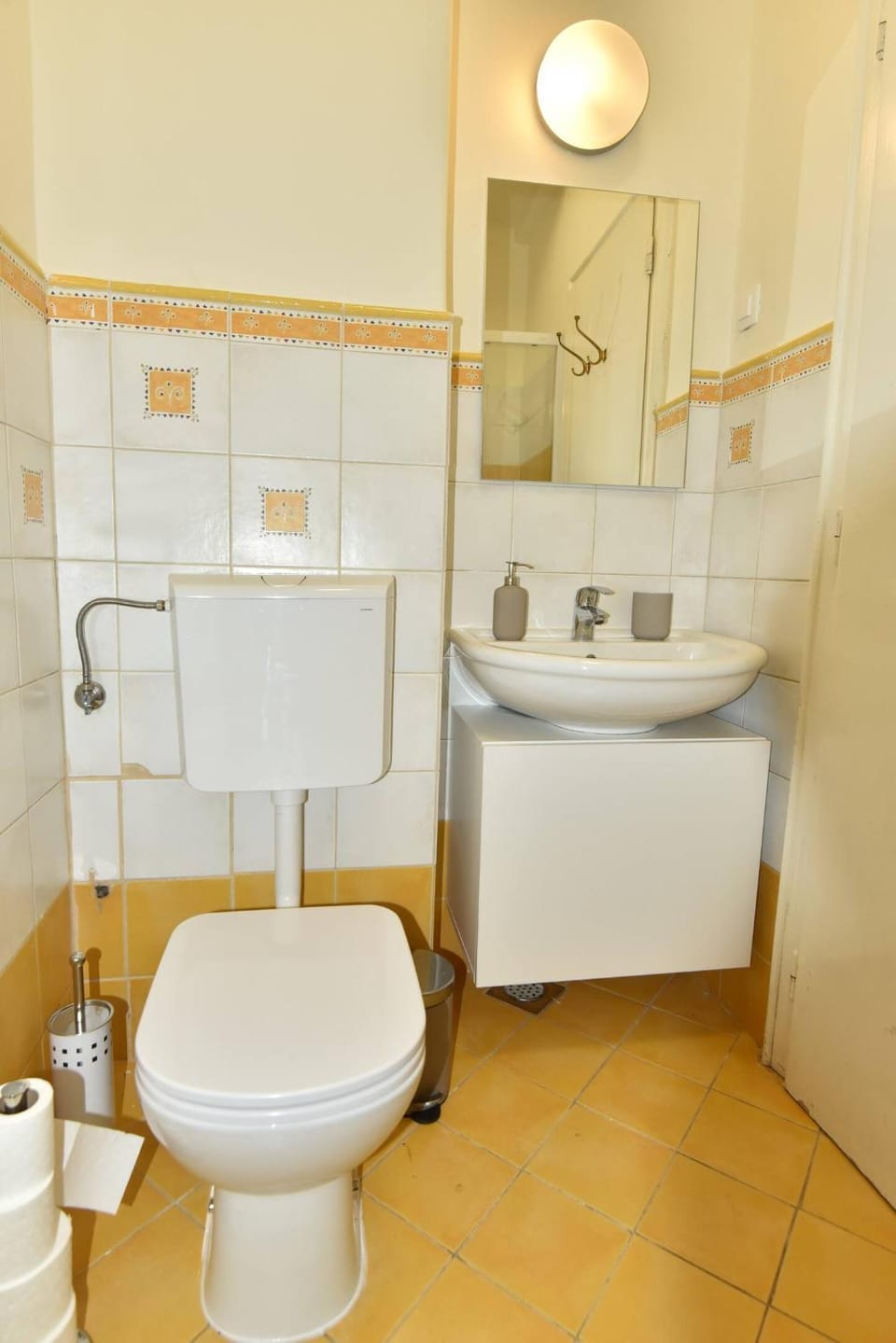 Toilet