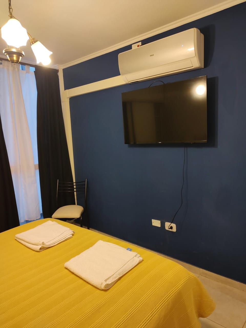 Photo of the whole room