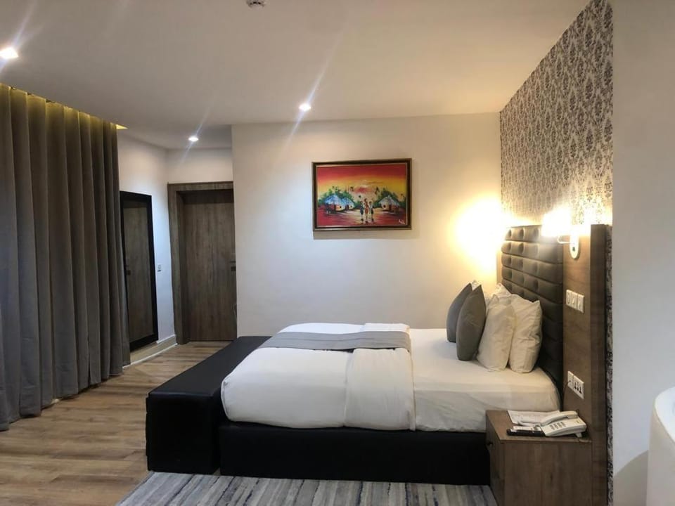 Photo of the whole room