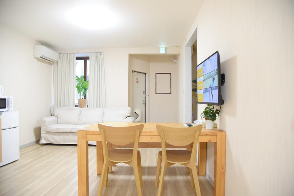 TV and multimedia, Dining area