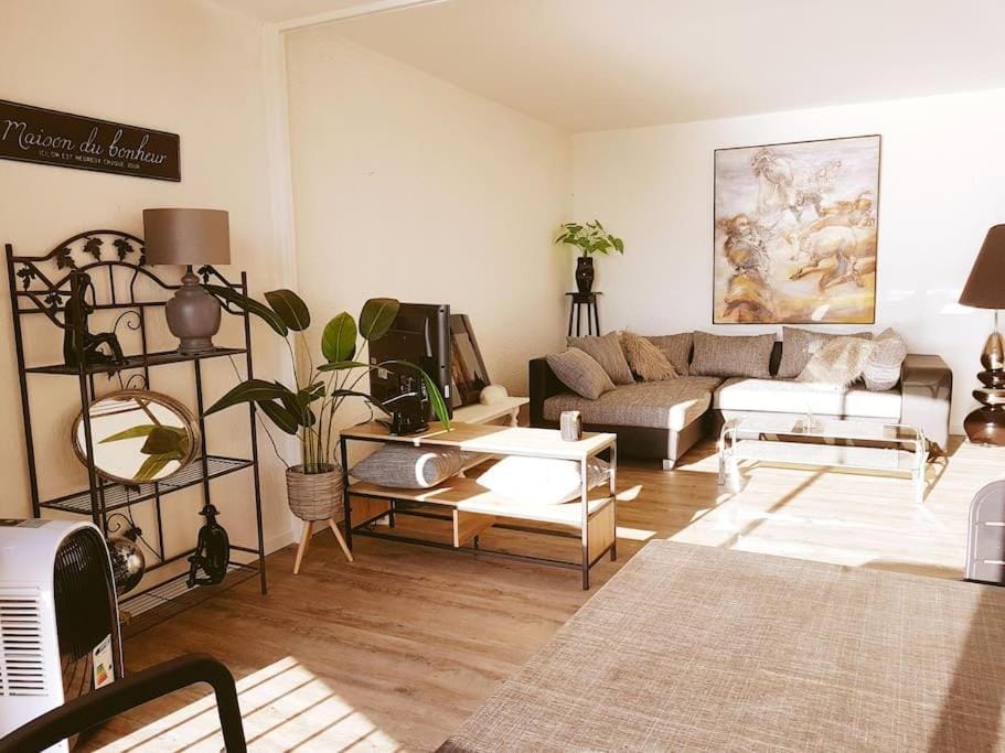 Unique appartement standing 70m2 !entre lagune port animé et à 2mn de la plage Apartment in Leucate