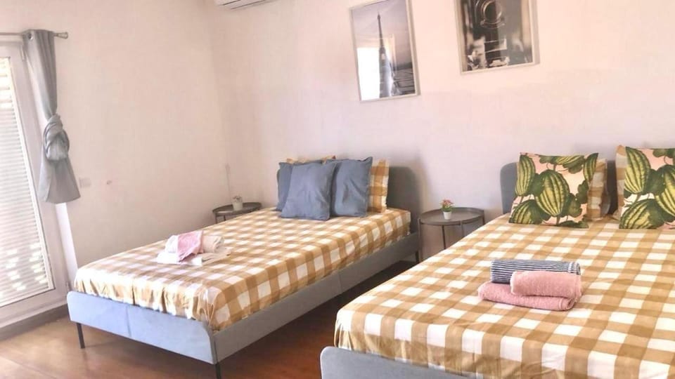 Beautiful Penthouse Two Bed Roof Apartment in Albufeira