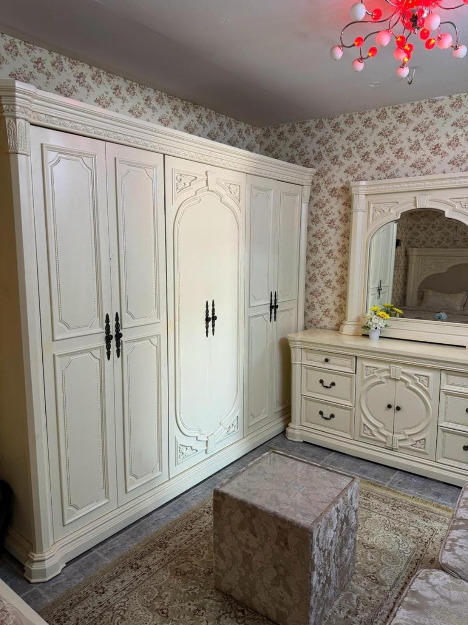 wardrobe