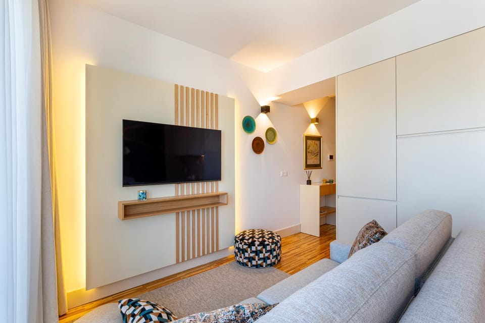 Stylish Poveiros Flat w Balcony by LovelyStay Apartment in Porto
