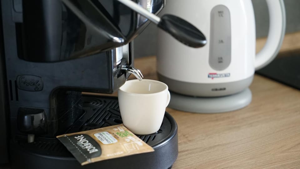 Coffee/tea facilities, Kitchen or kitchenette