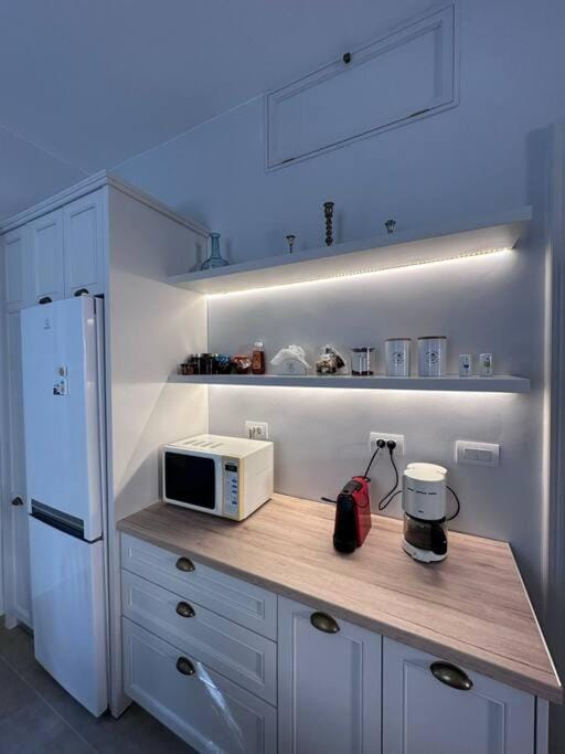Coffee/tea facilities, Kitchen or kitchenette, minibar