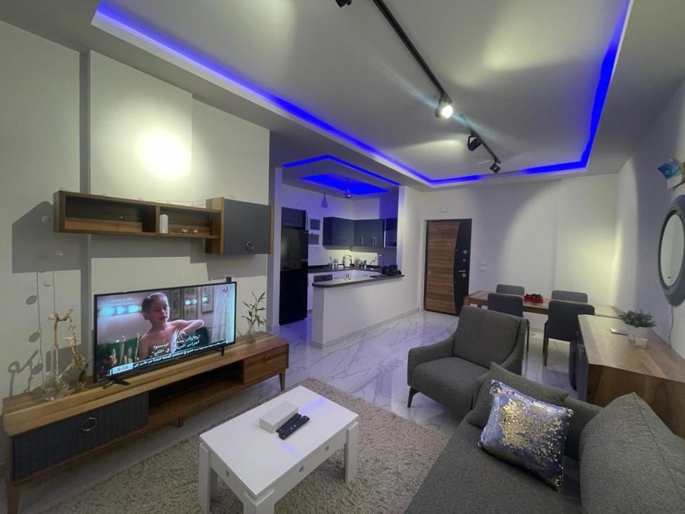 Communal lounge/ TV room, Living room