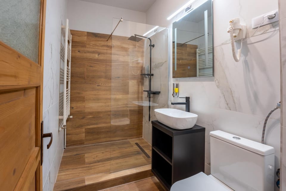 La Turn Apartment in Romania
