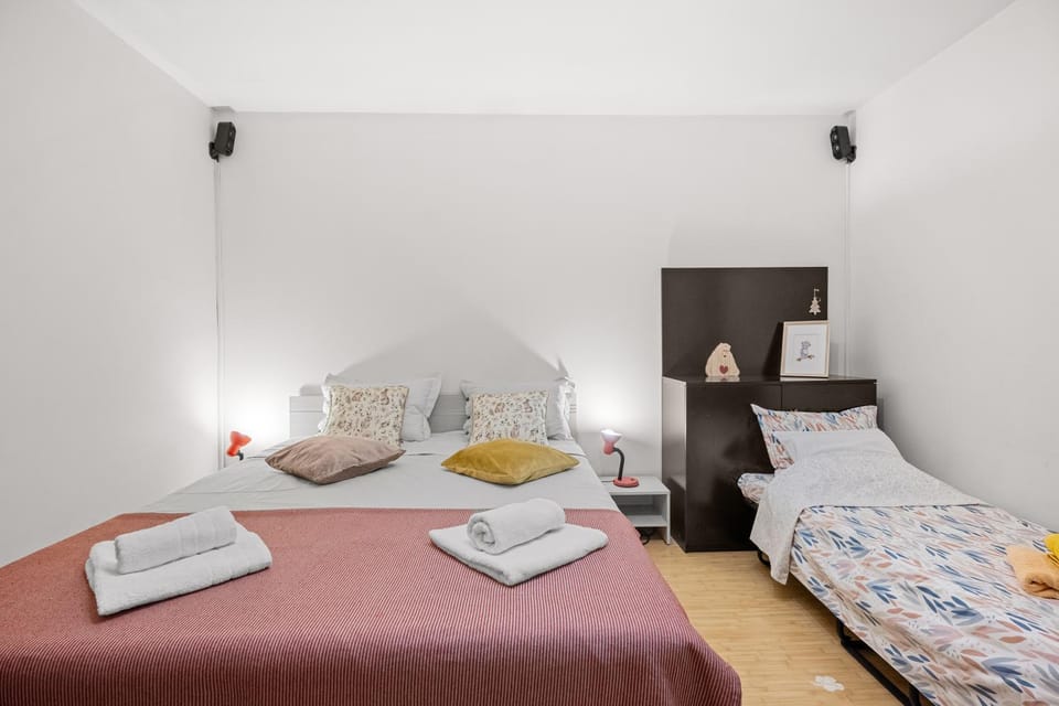 FLH - Studio Vitan Apartment in Bucharest
