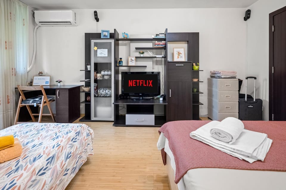 FLH - Studio Vitan Apartment in Bucharest