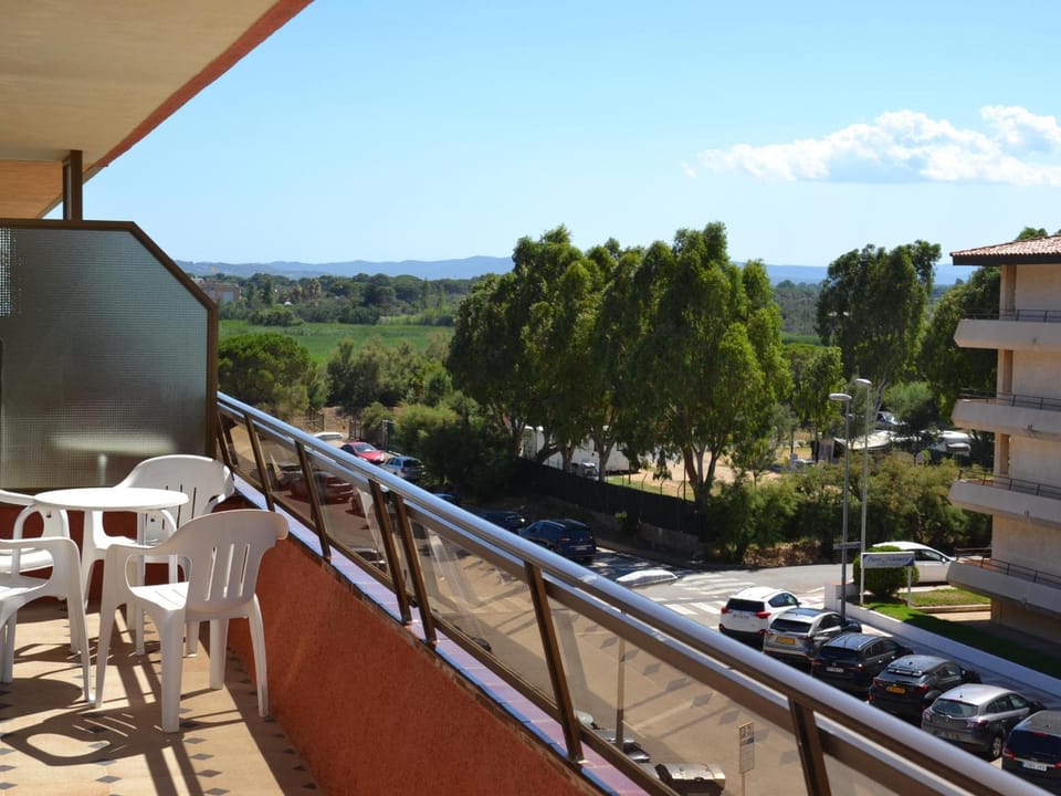Apartamento en Primera Línea con Piscina y Vistas al Mar - L’Estartit - ES-323-3 Apartment in Baix Empordà