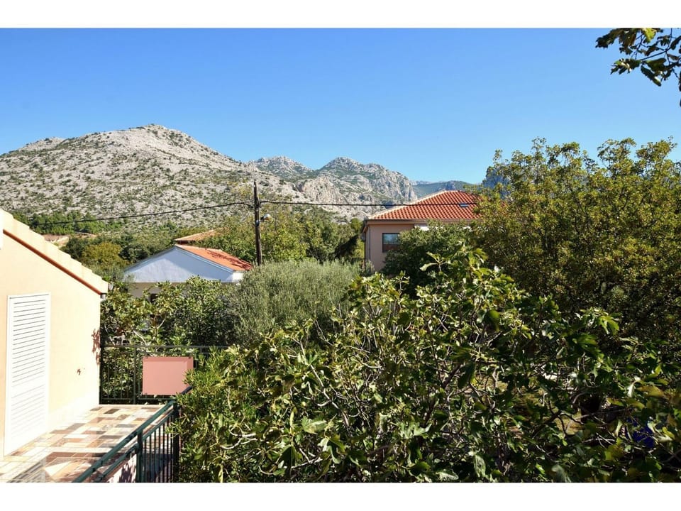 View (from property/room), Balcony/Terrace, Mountain view