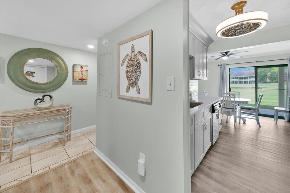 Golf Course 92B House in Miramar Beach