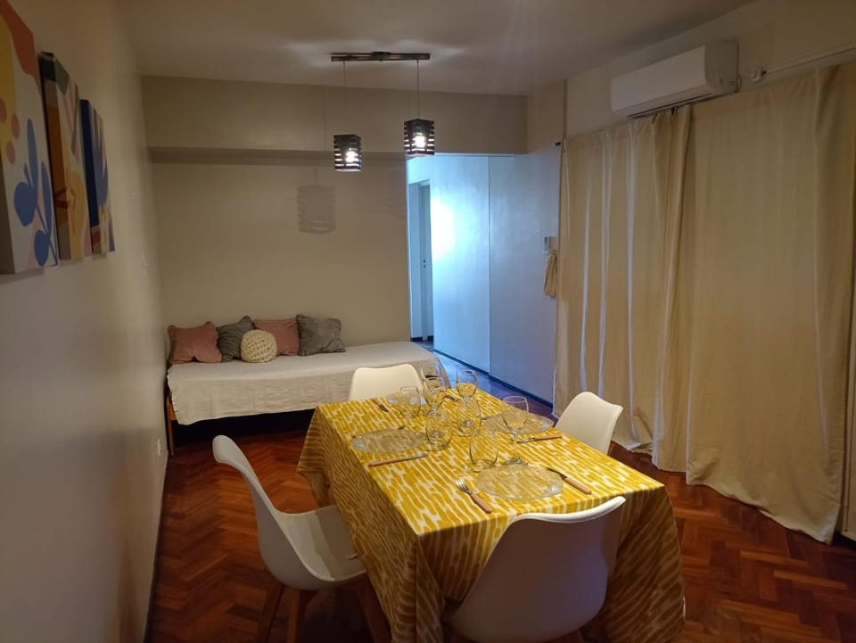 Virginia's Central Park Apartment in Mendoza