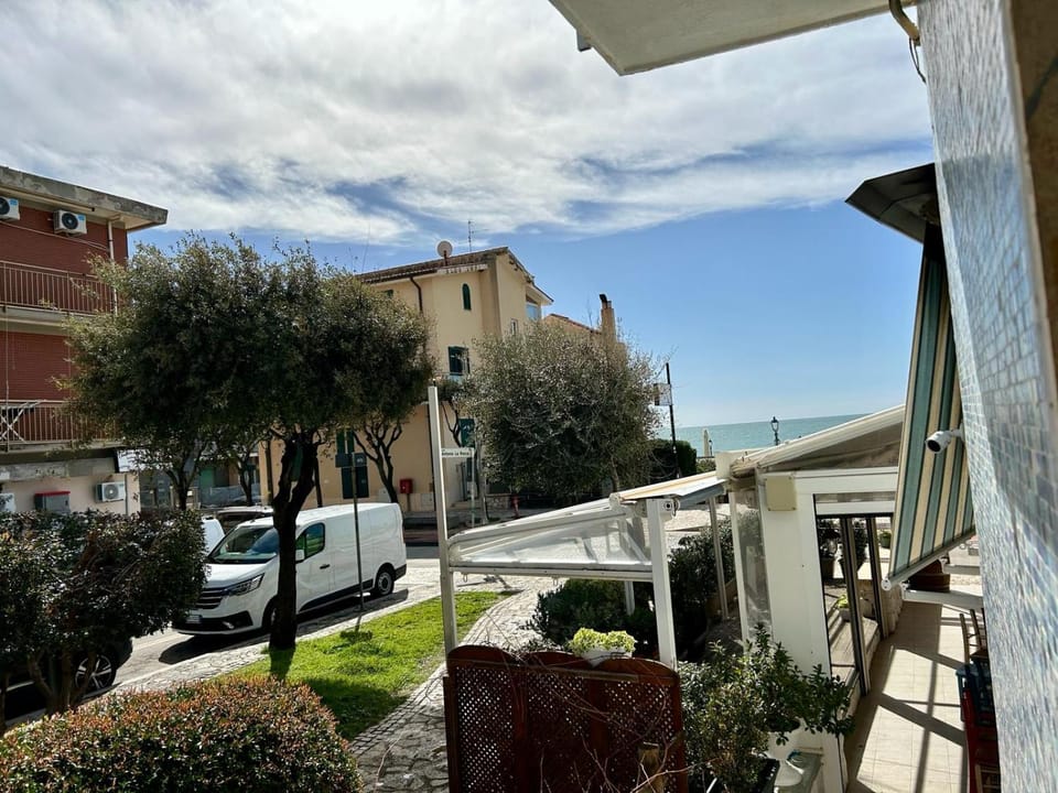Neighbourhood, Natural landscape, View (from property/room), Street view