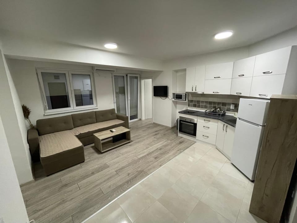 Kitchen or kitchenette, Living room, Seating area, Dining area, dishwasher, minibar