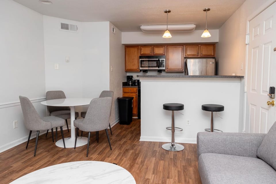 Wyndham 108 Corporate & Modern 1br suite Apartment in Hampton
