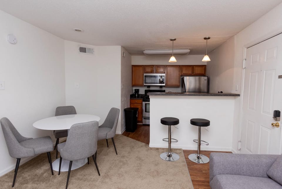 Wyndham 915 1BR Gem Perfect for Couple Apartment in Hampton