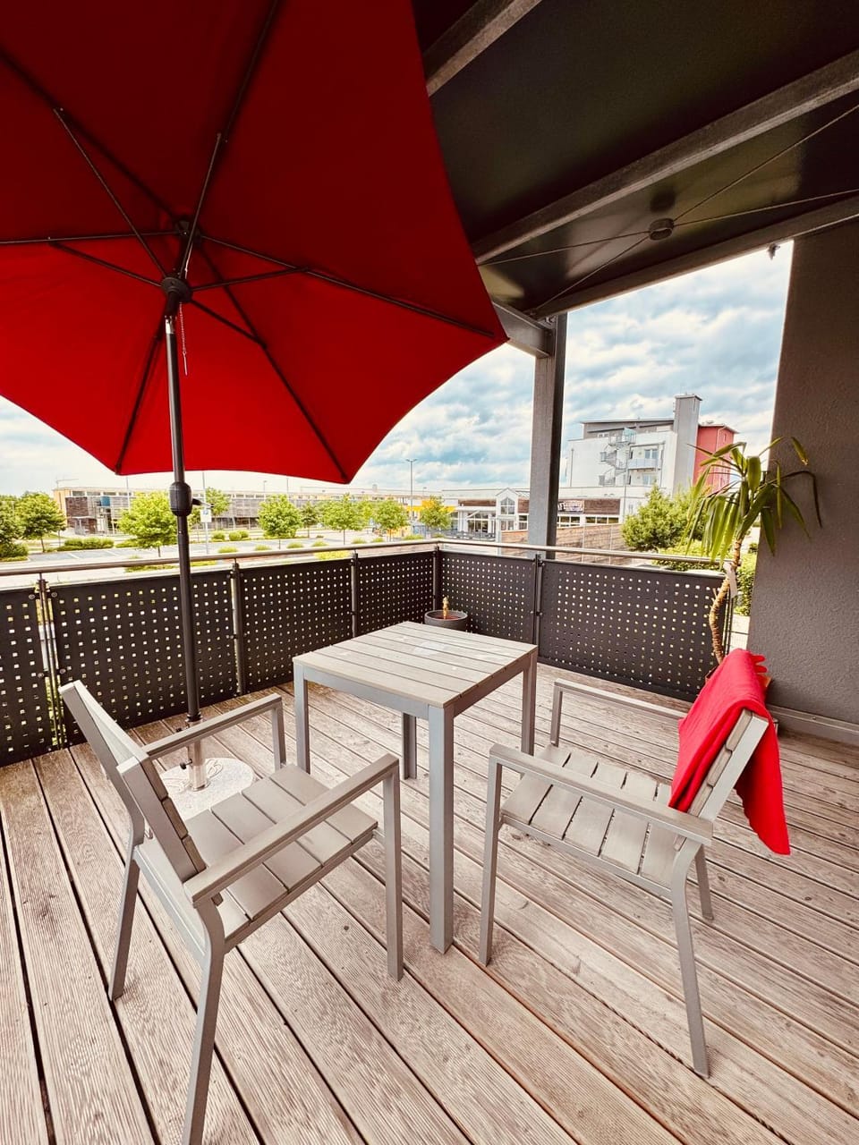 View (from property/room), Balcony/Terrace, Balcony/Terrace, Dining area