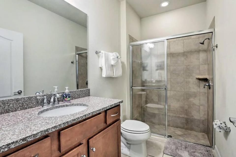 Magical Kissimmee Retreat with Themed Rooms Pool Near Disney House in Four Corners