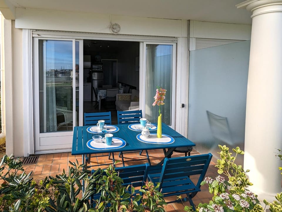 Charmant T3 avec Terrasse et WIFI, proche Port à Arcachon - FR-1-420-142 Apartment in Arcachon