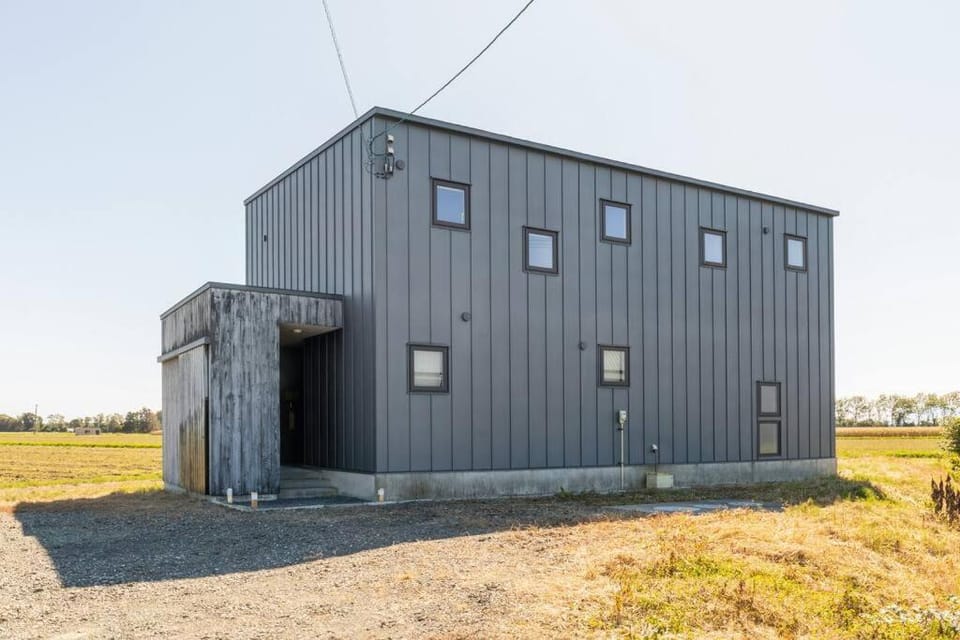 One house Naganuma MAOI Villa in Hokkaido Prefecture