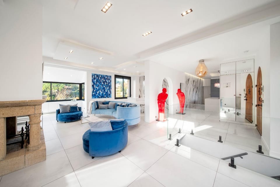 REF 2134 - Cannes - Magnificent villa for rent Villa in Cannes