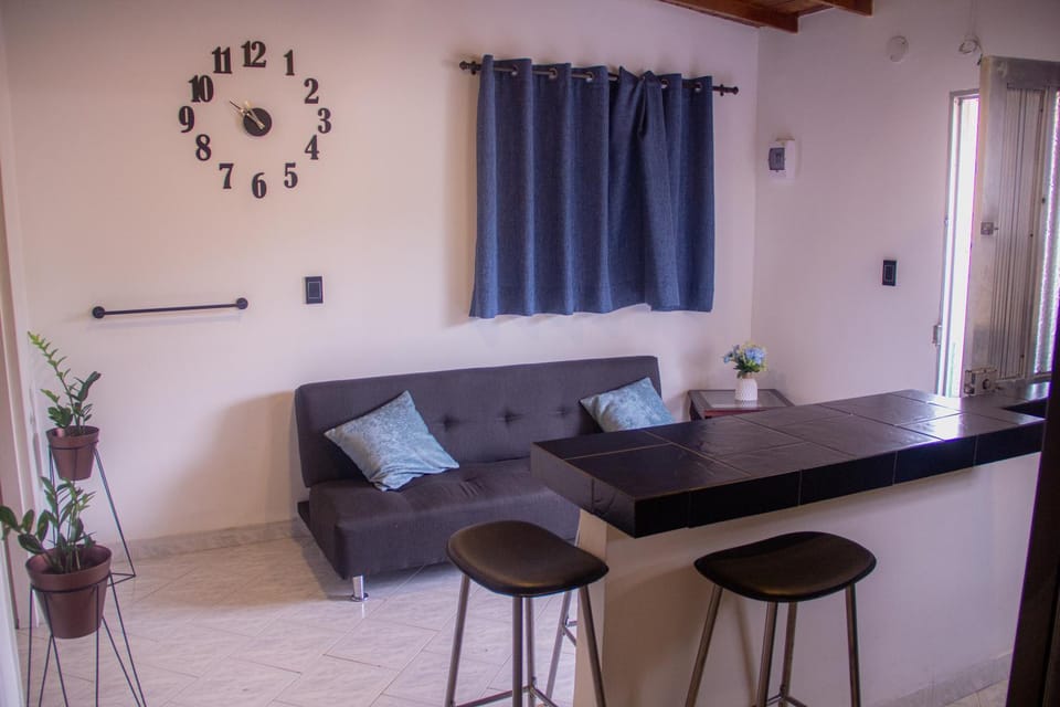 La Familia Hostel - Manila Hostel in Medellin