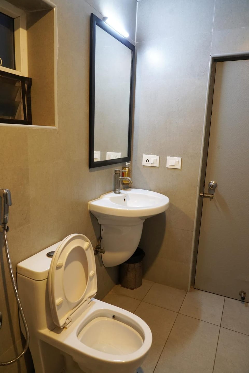 TREETOP INN Hotel in Chennai