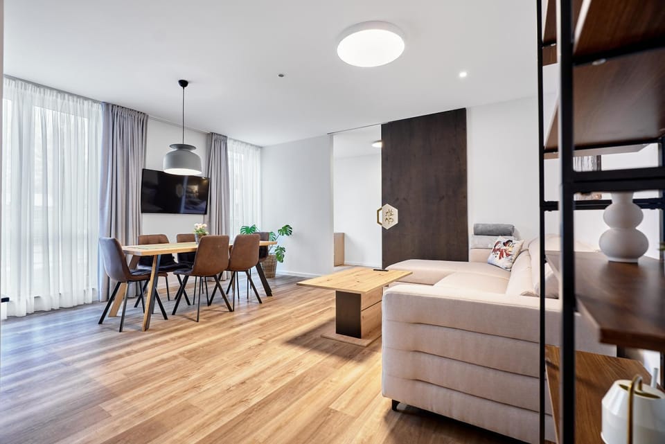 TV and multimedia, Living room, Photo of the whole room, Seating area