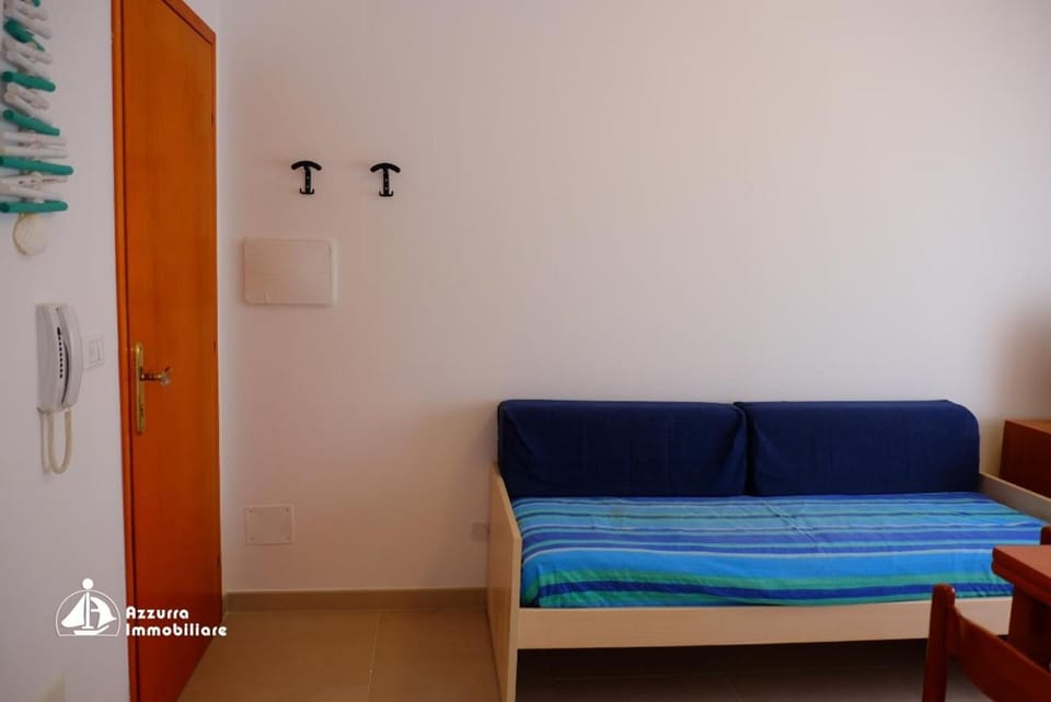 Property building, Living room, Bedroom