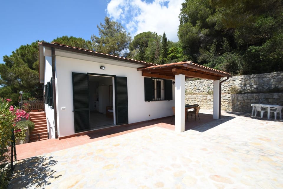 Property building, Patio