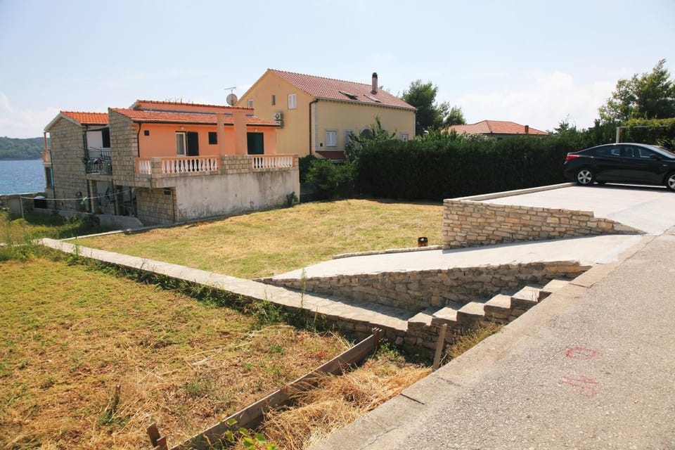 Garden view, Sea view, Street view