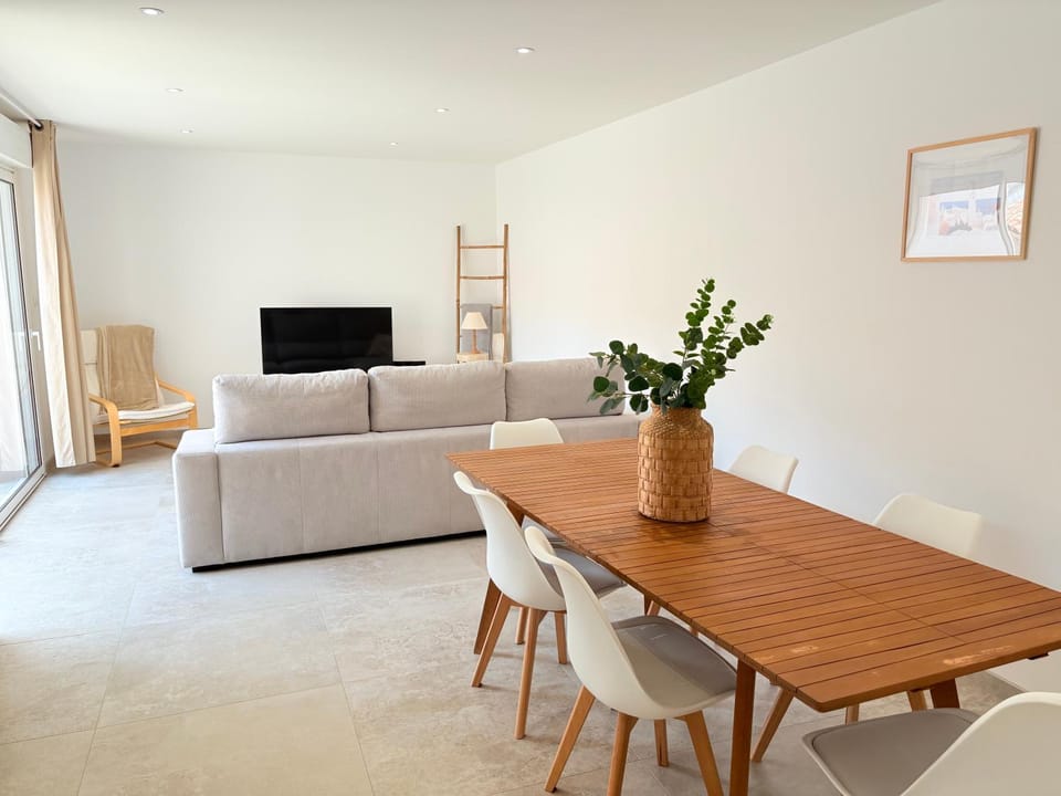 L’écurie - Maison neuve 5 personnes, piscine House in Portiragnes